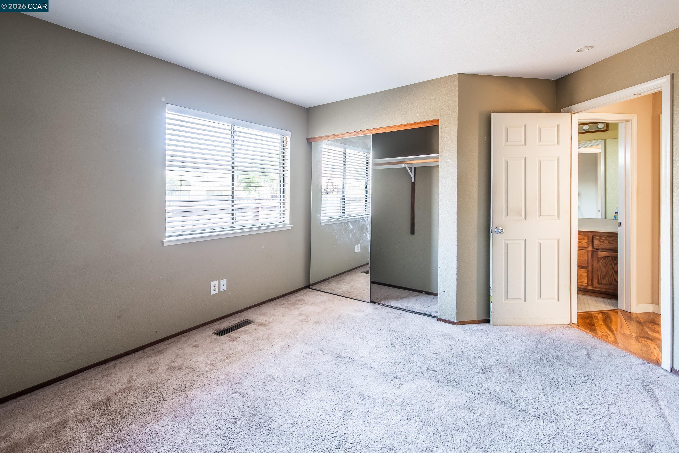 354 Saybrook