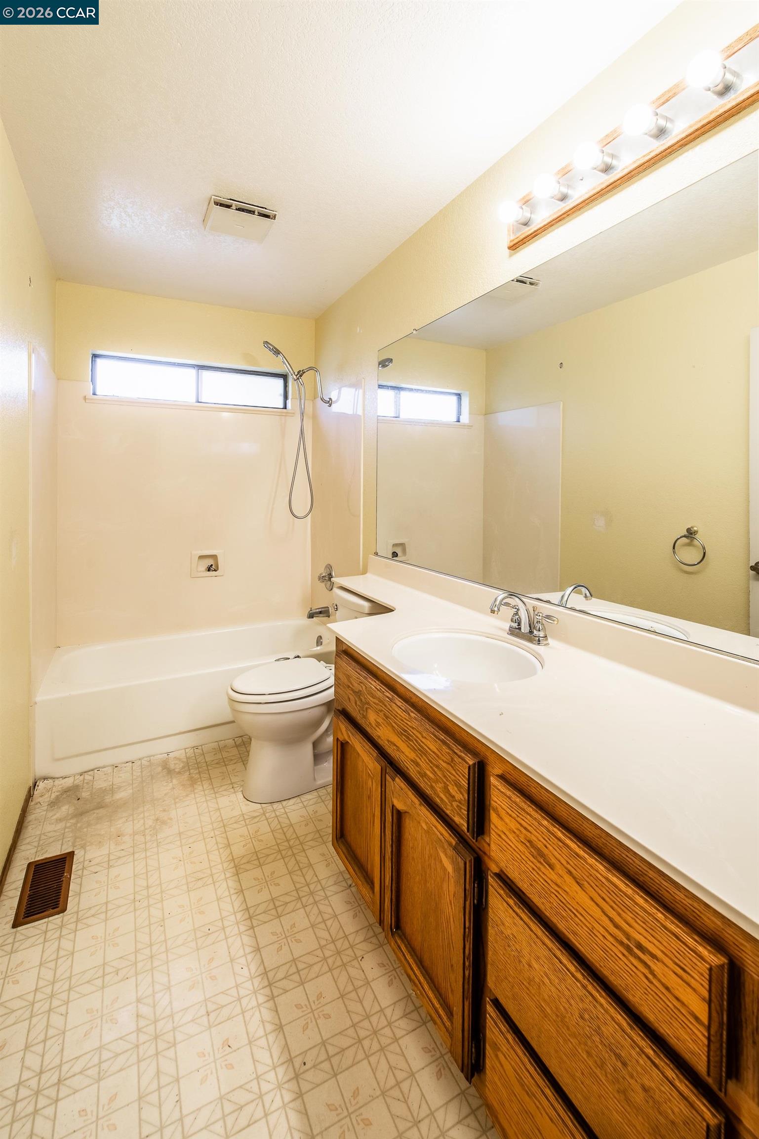 354 Saybrook