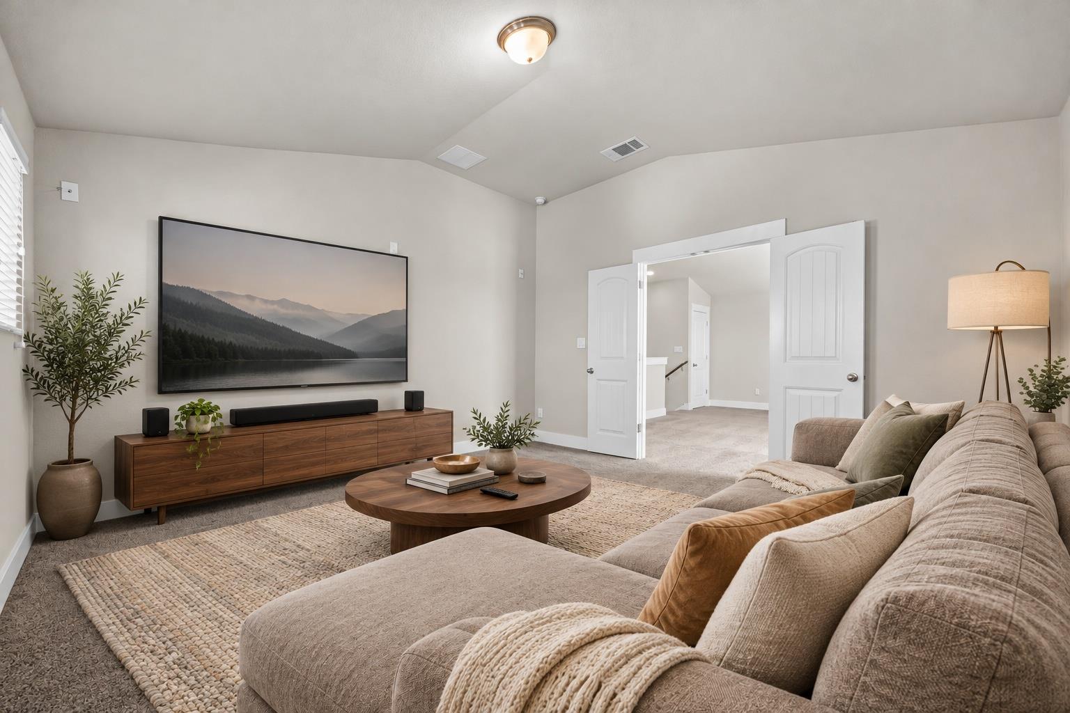 1516 William Bee DR