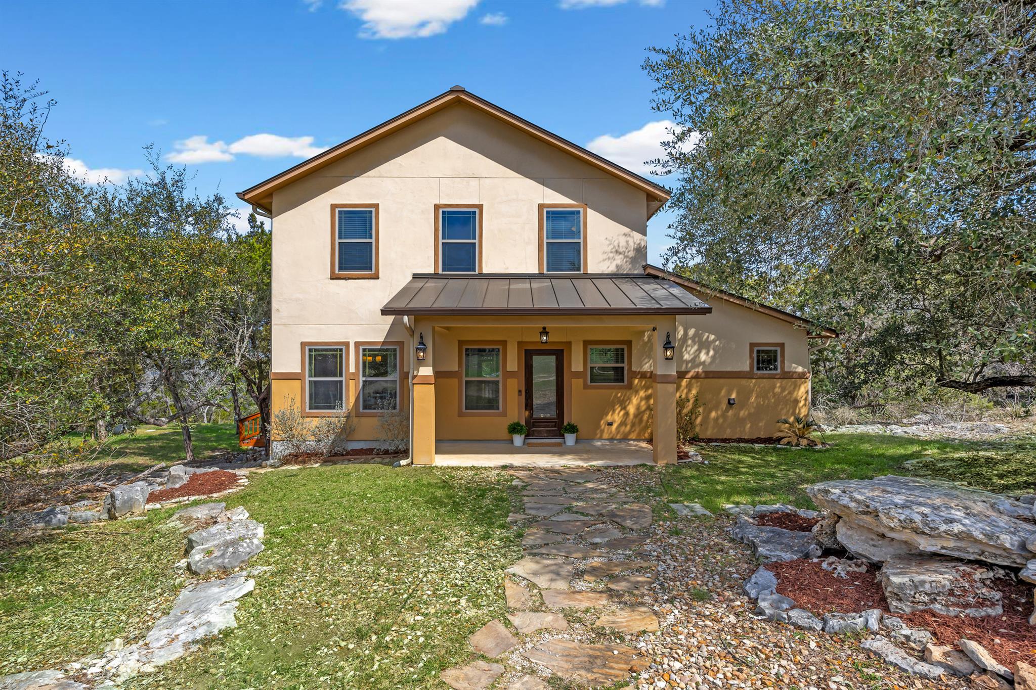 4105 Summit Hurst