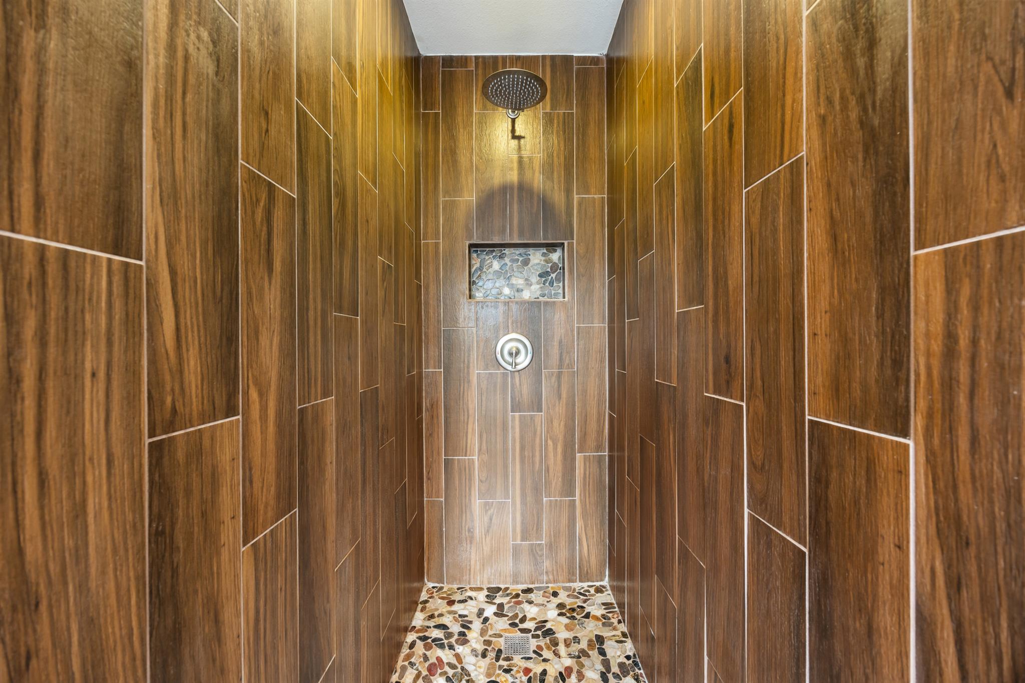 4105 Summit Hurst