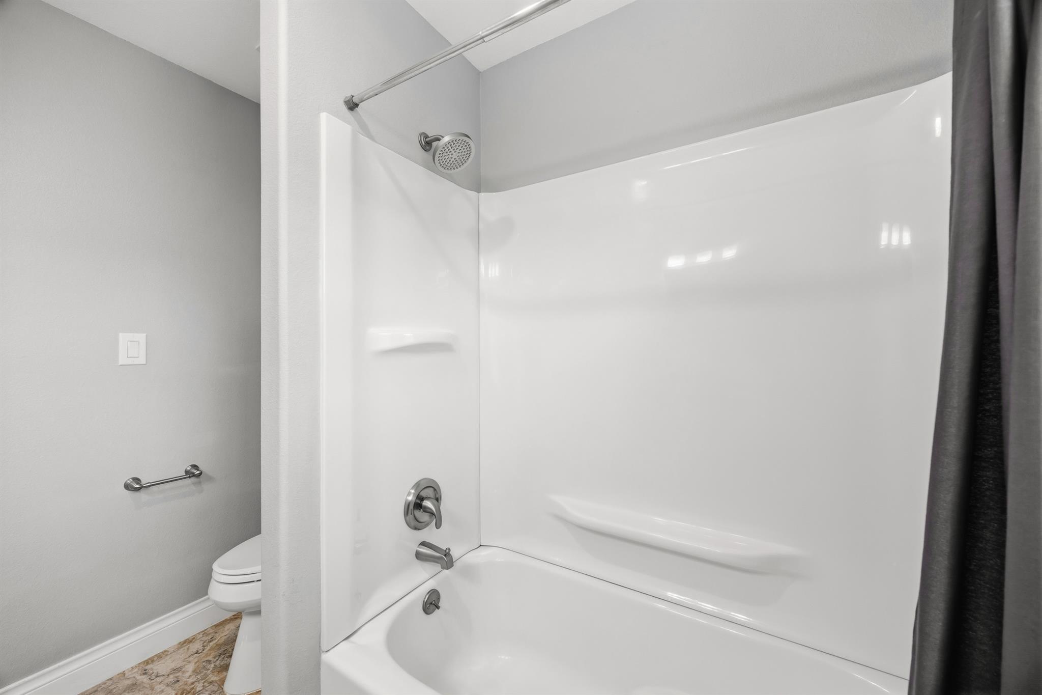 4105 Summit Hurst