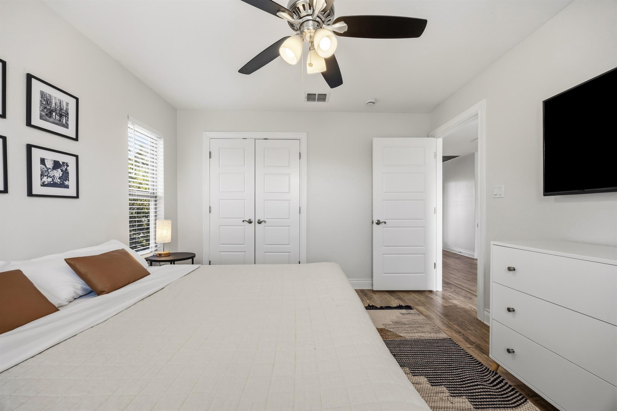 4105 Summit Hurst