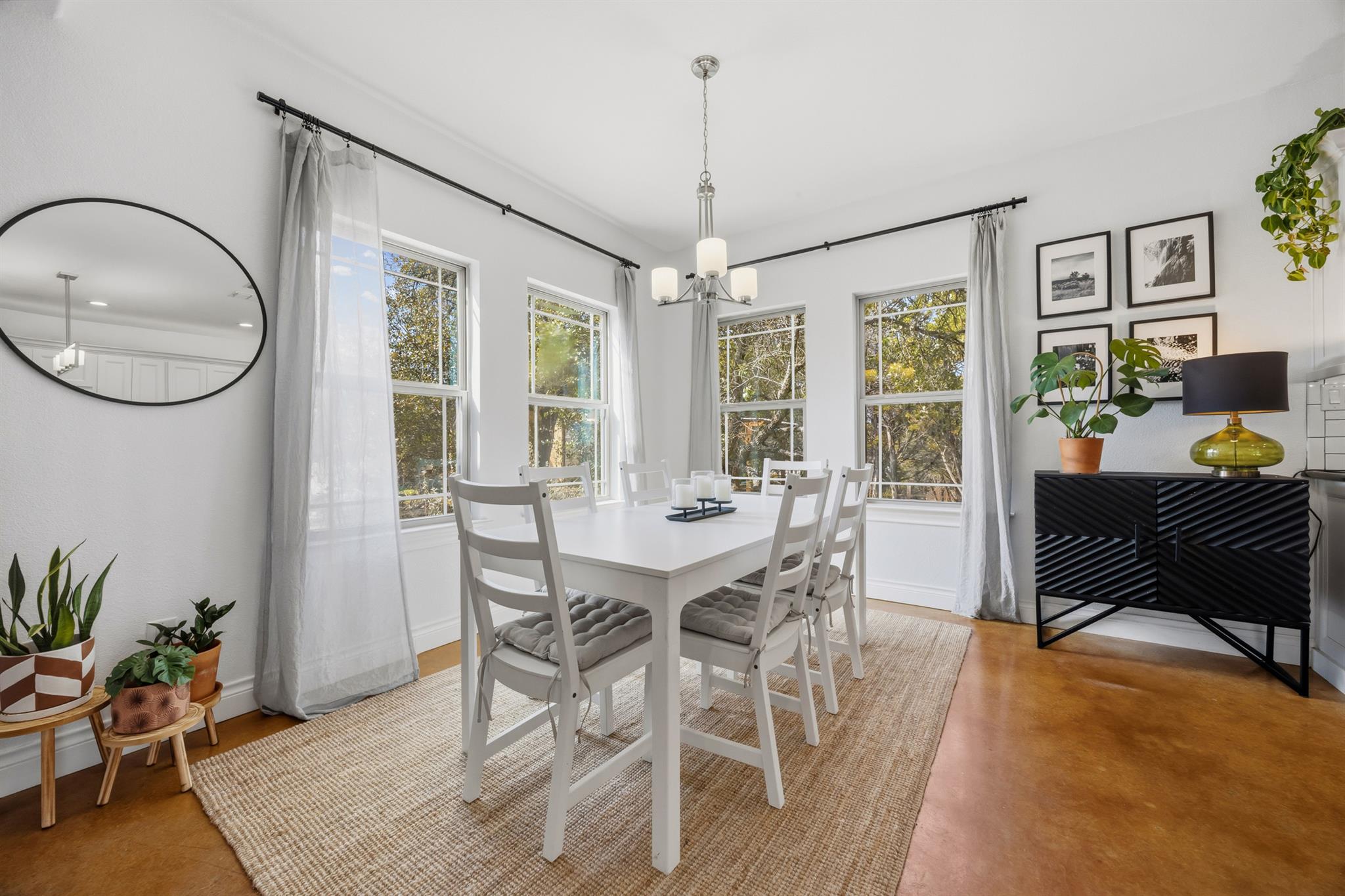 4105 Summit Hurst