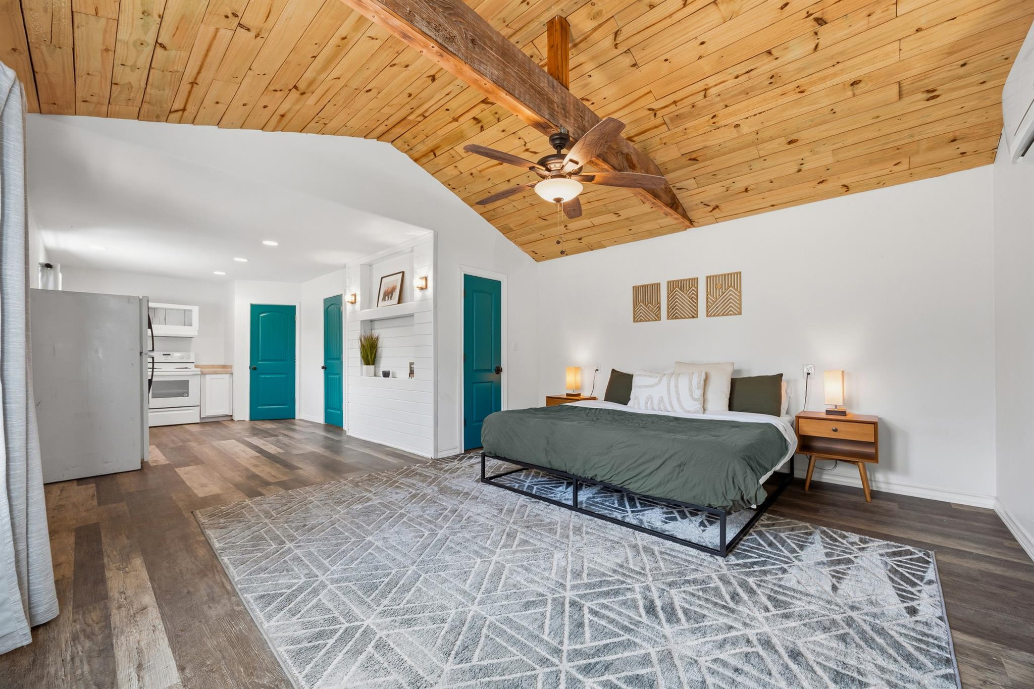 4105 Summit Hurst