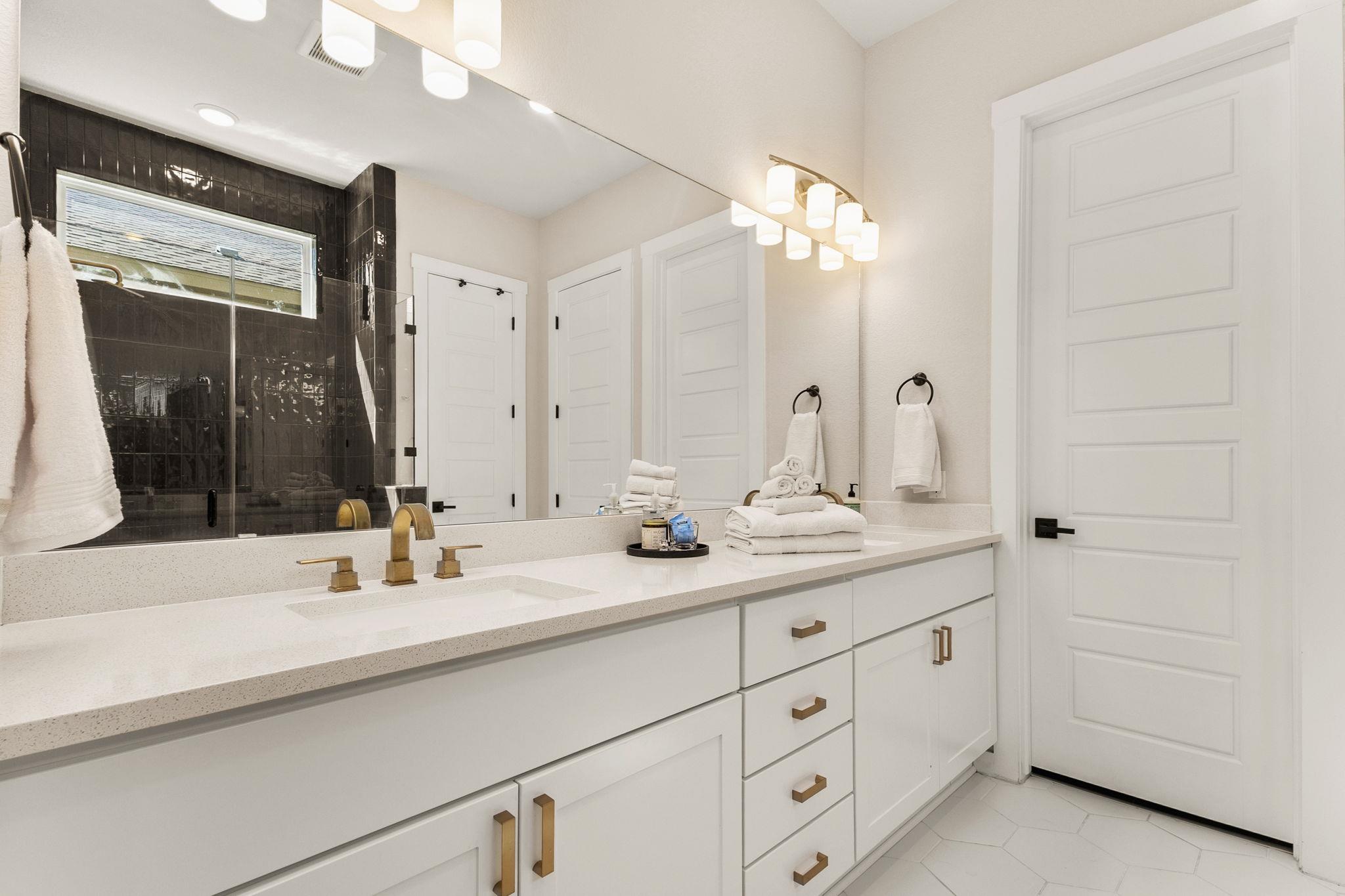 12600 Purple Prairie LN