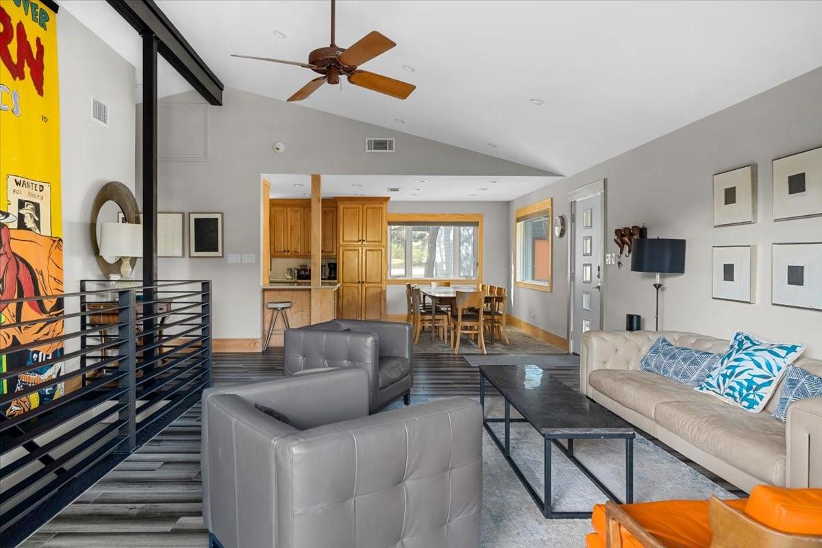 1309 Edgewater DR