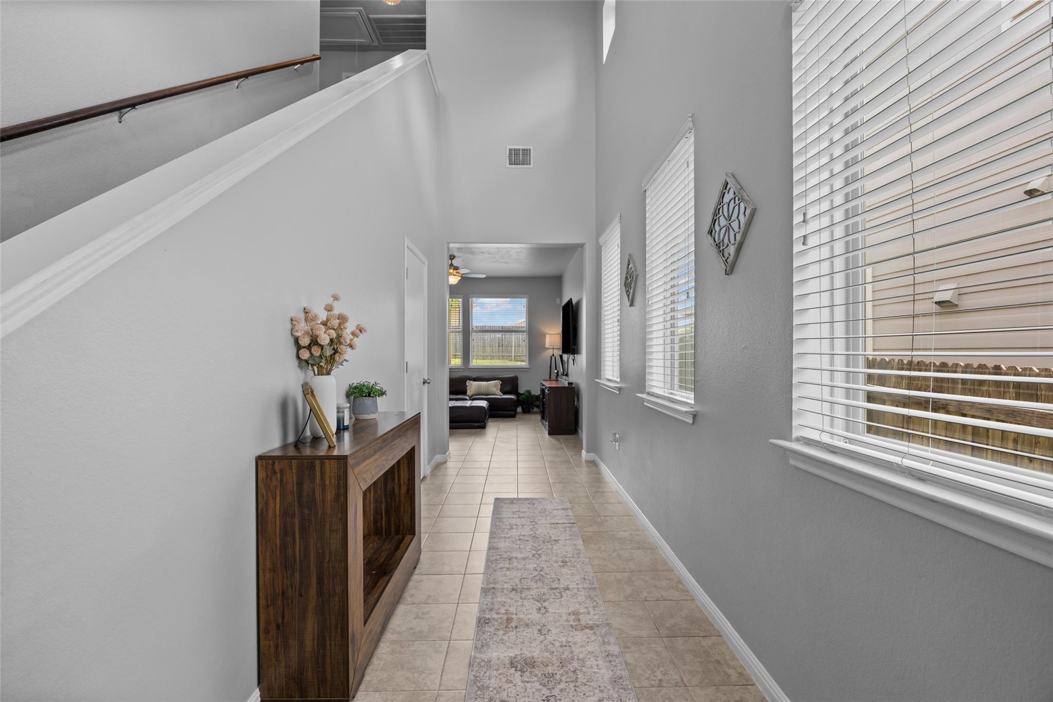 230 Eagle Brook LN