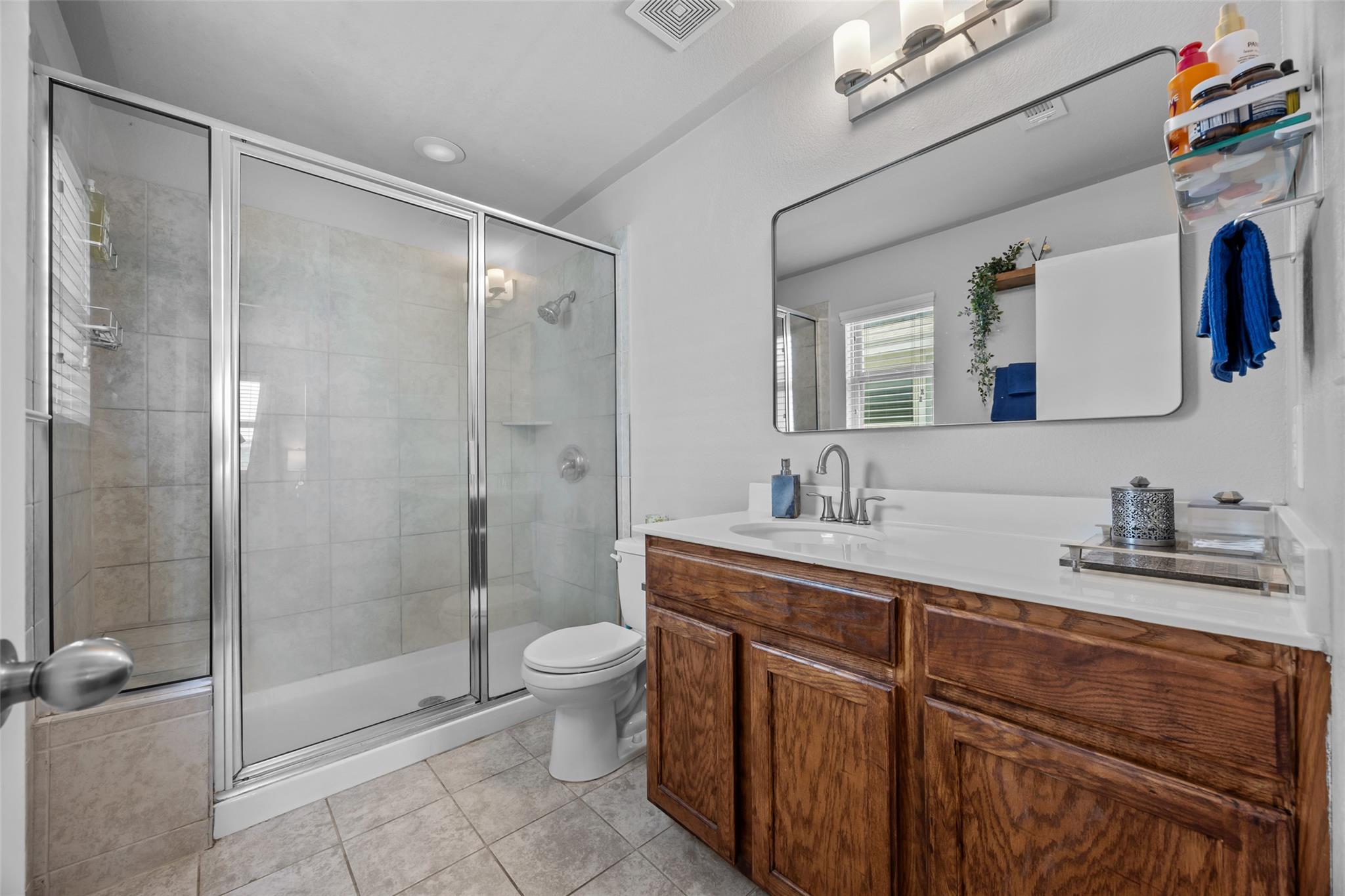 230 Eagle Brook LN