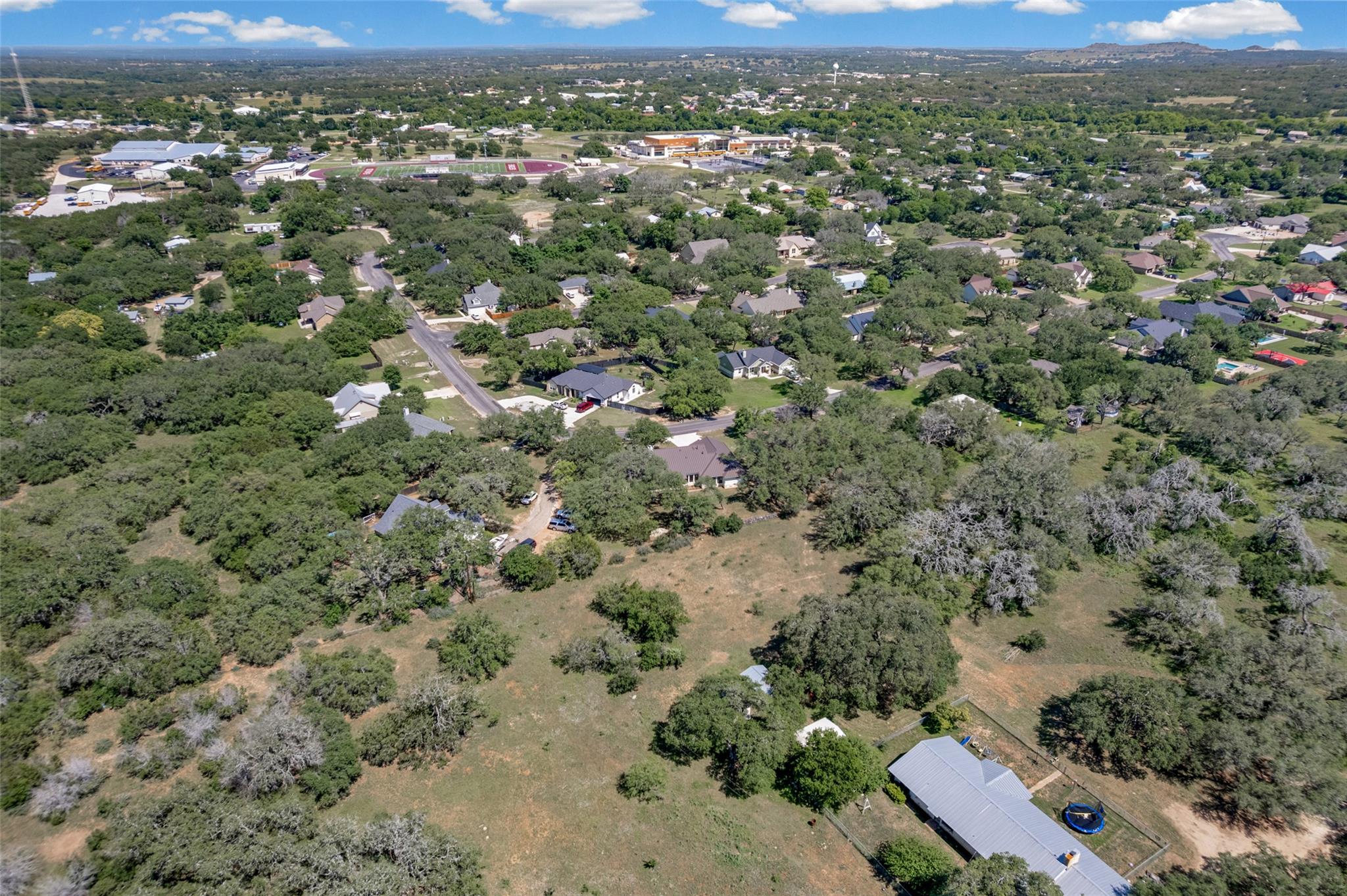 114 Winding Oak DR