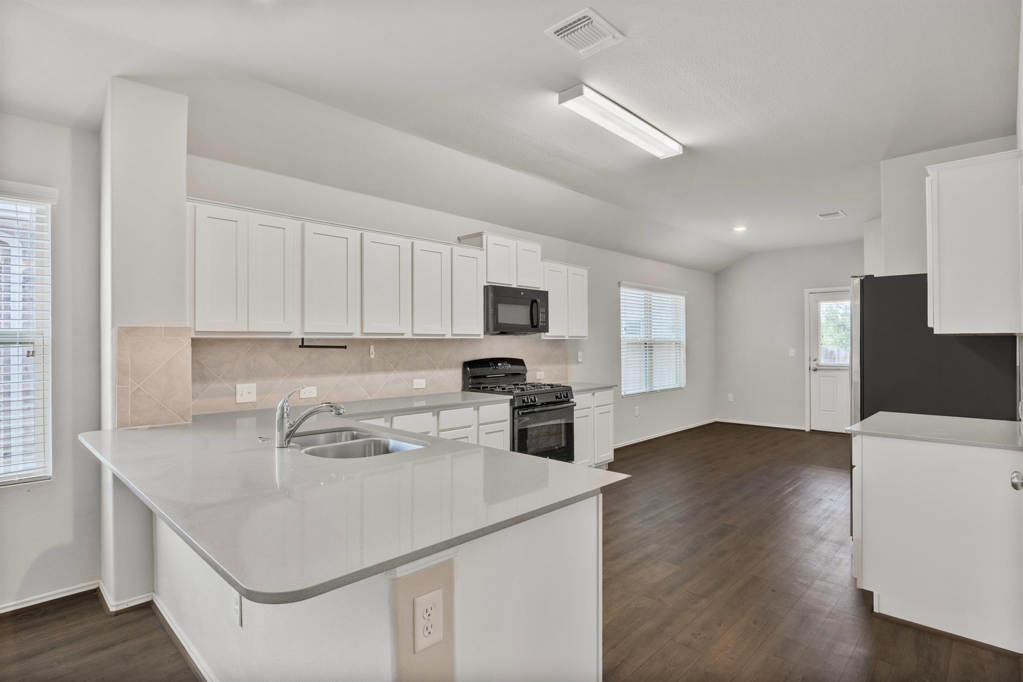 7328 Dungarees WAY