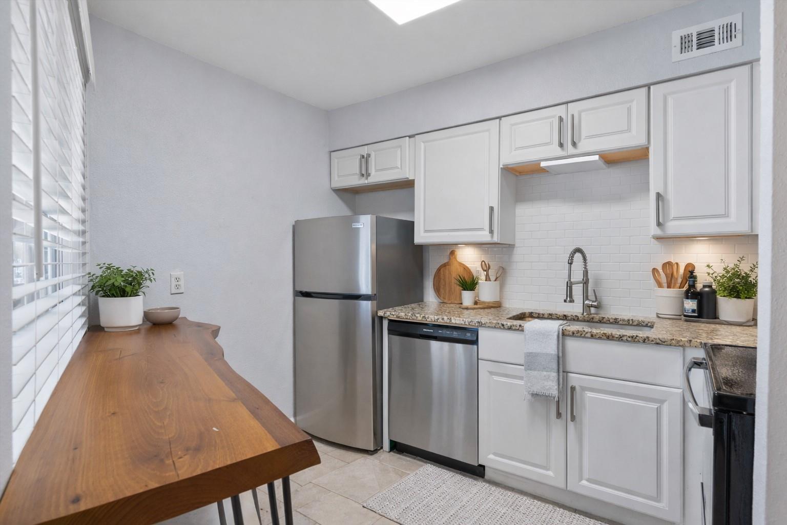 1840 Burton DR # 131