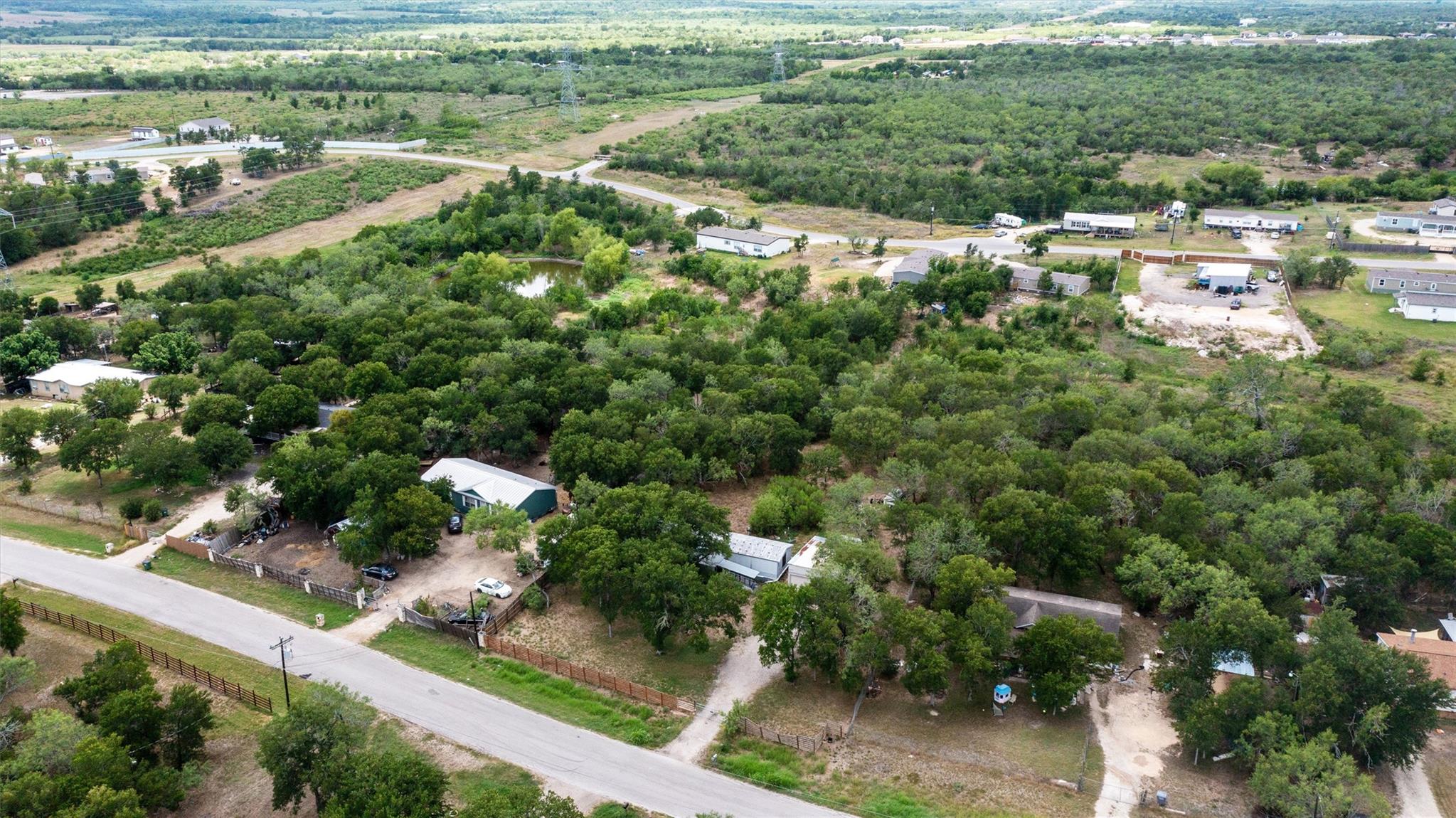 222 Legend Oaks DR
