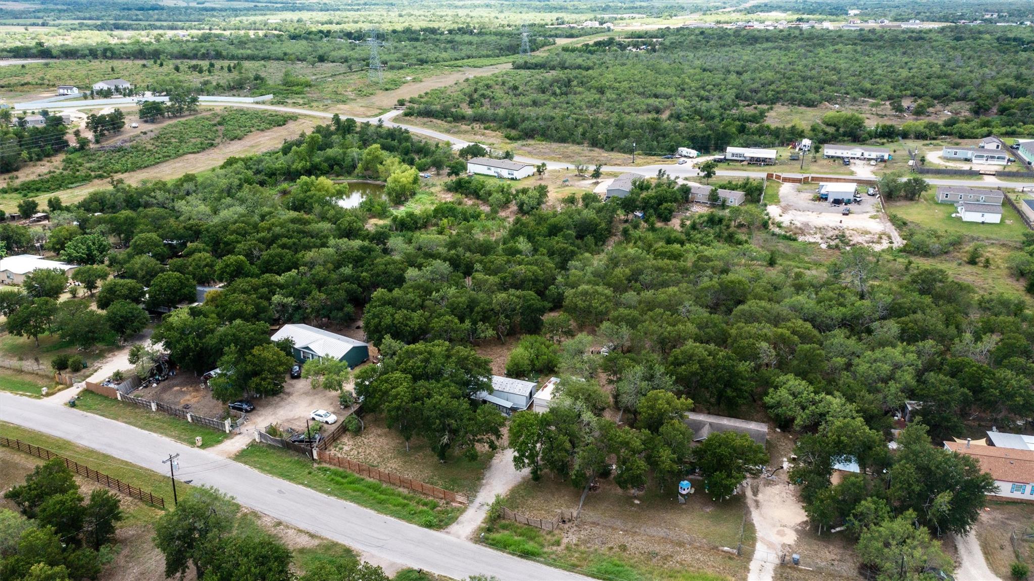 222 Legend Oaks DR