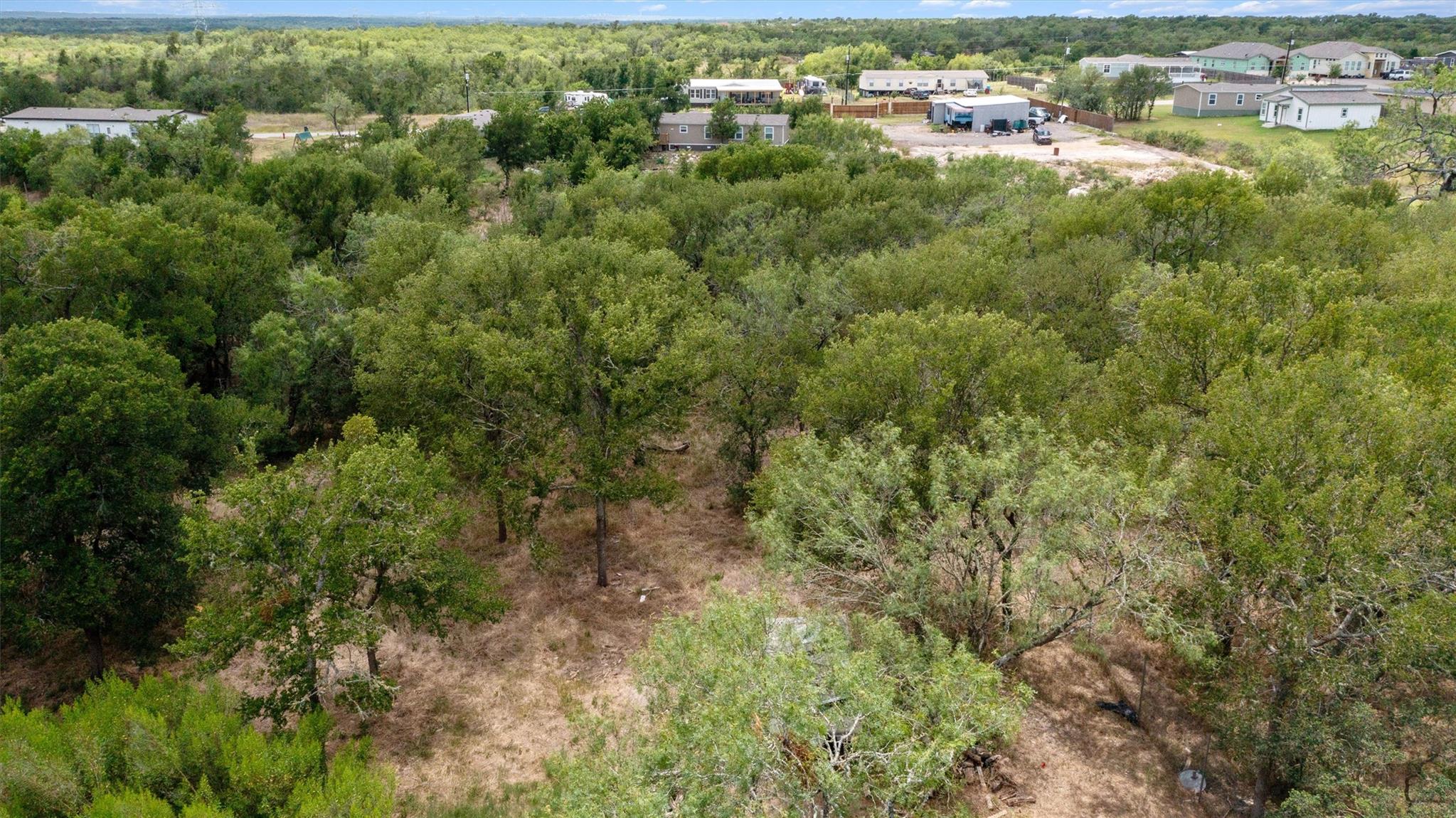 222 Legend Oaks DR