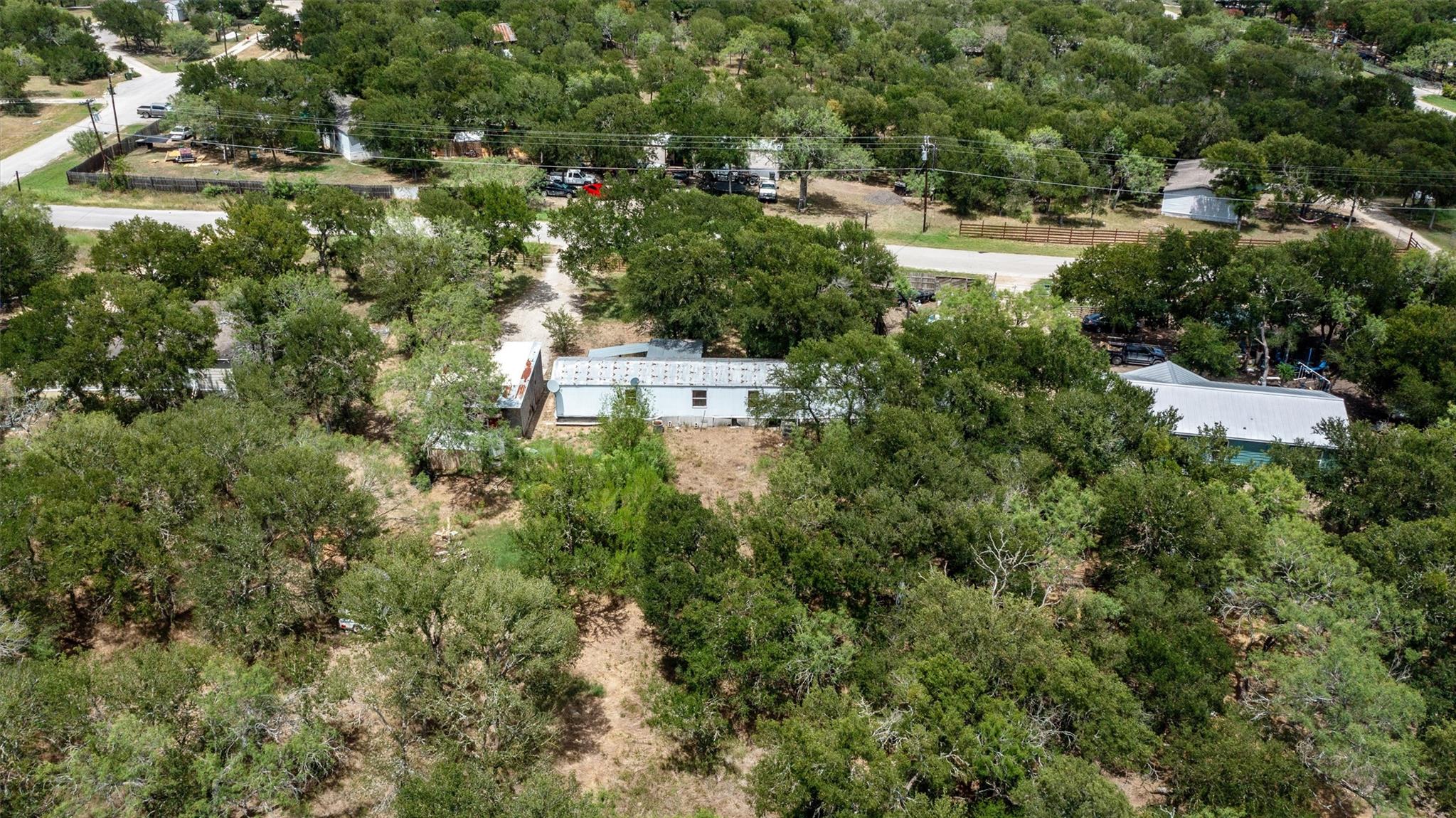 222 Legend Oaks DR
