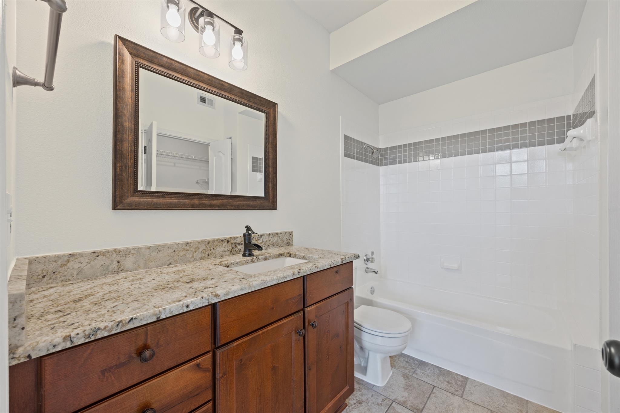 6000 Shepherd Mountain CV # 2103