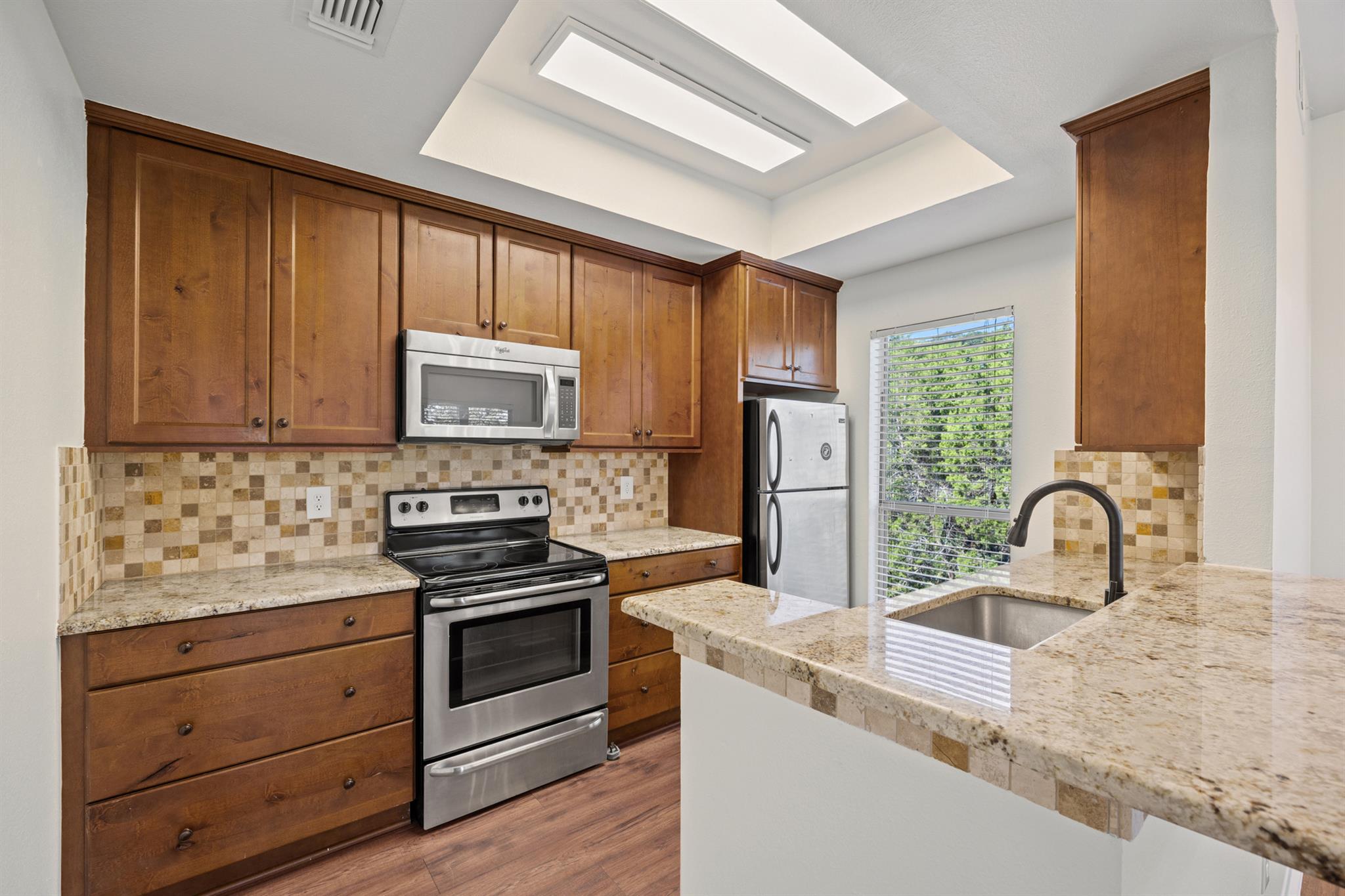 6000 Shepherd Mountain CV # 2103