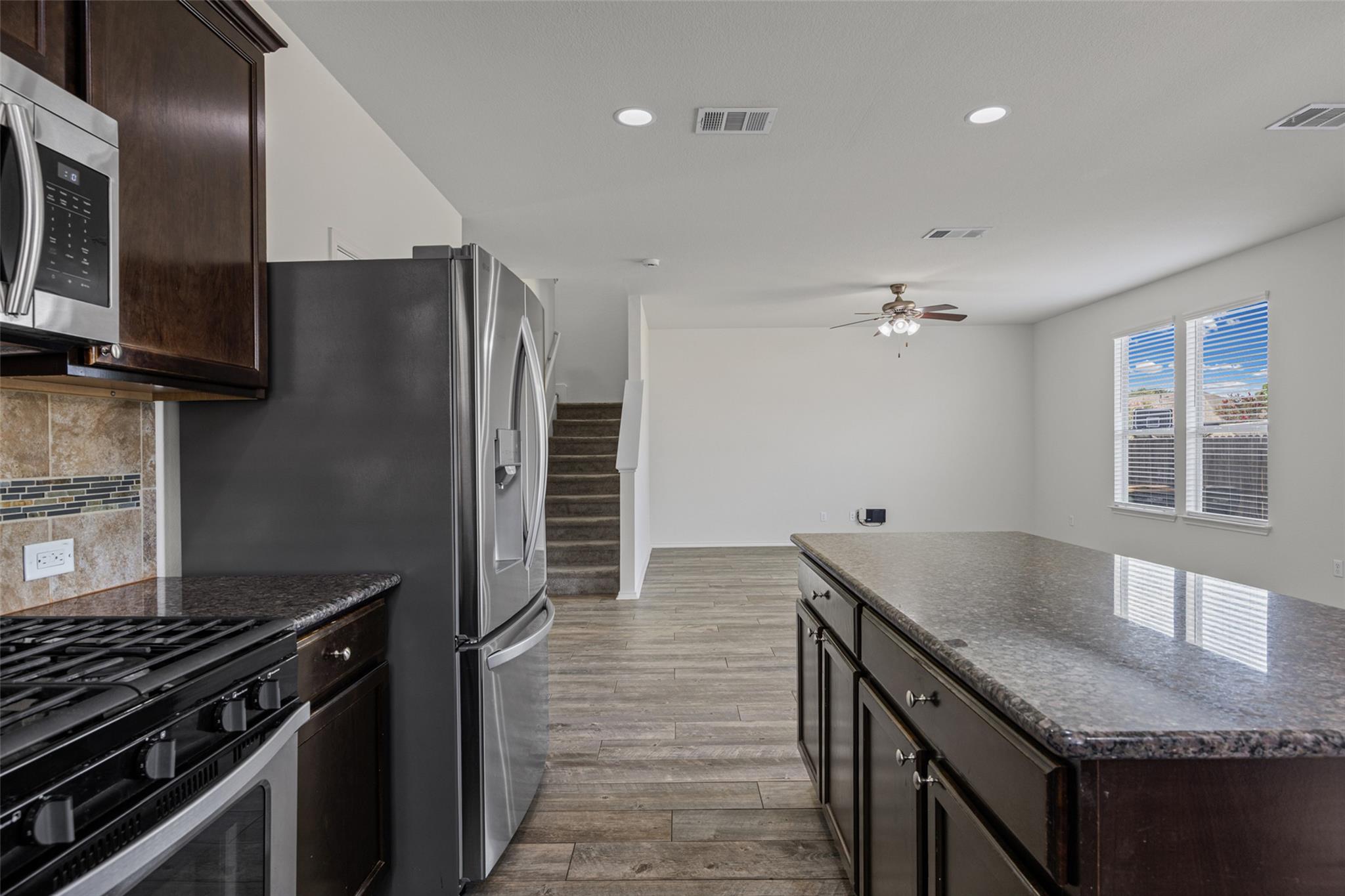 301 Stella Gold ST