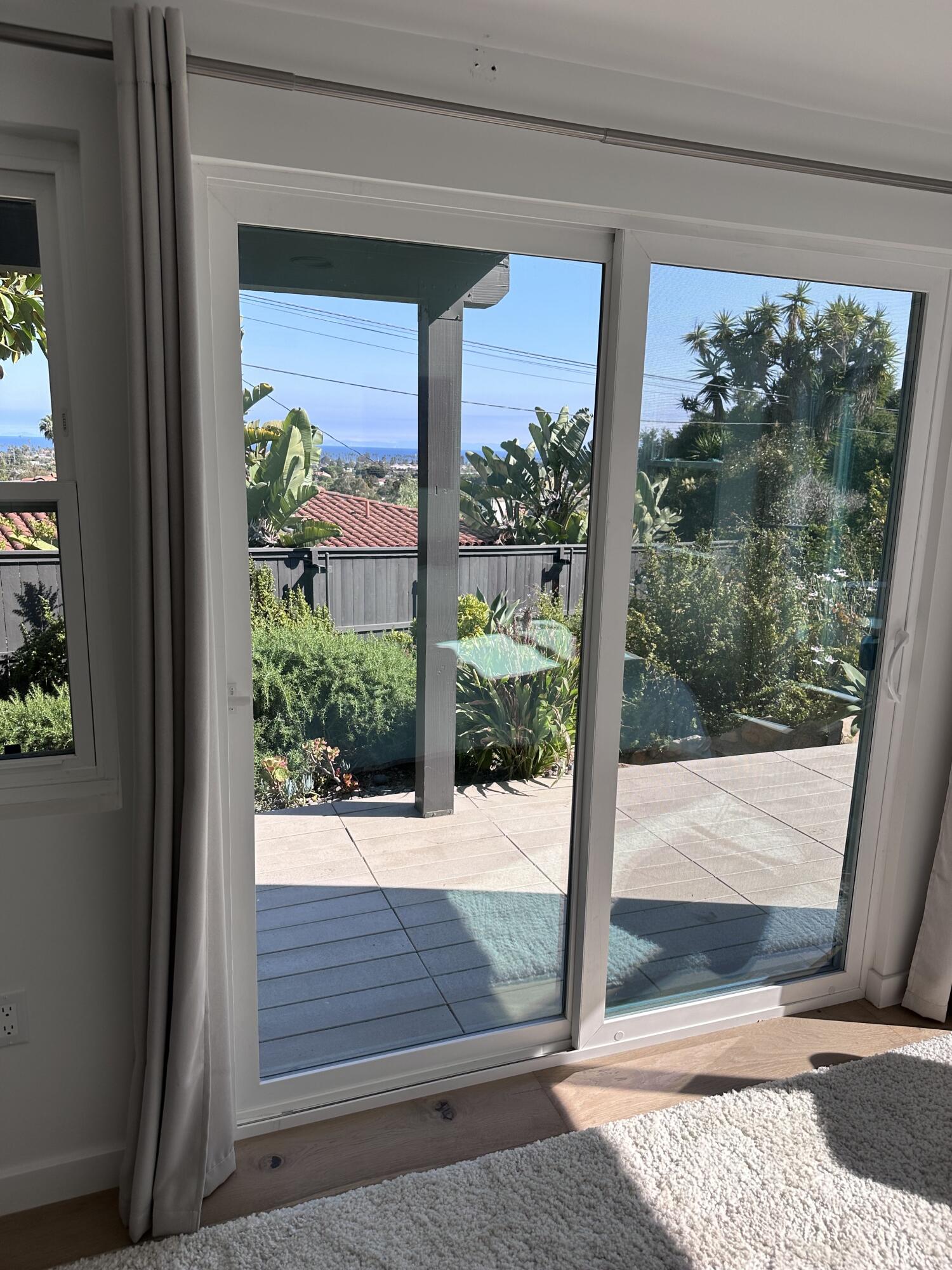 1252 De La Guerra Road