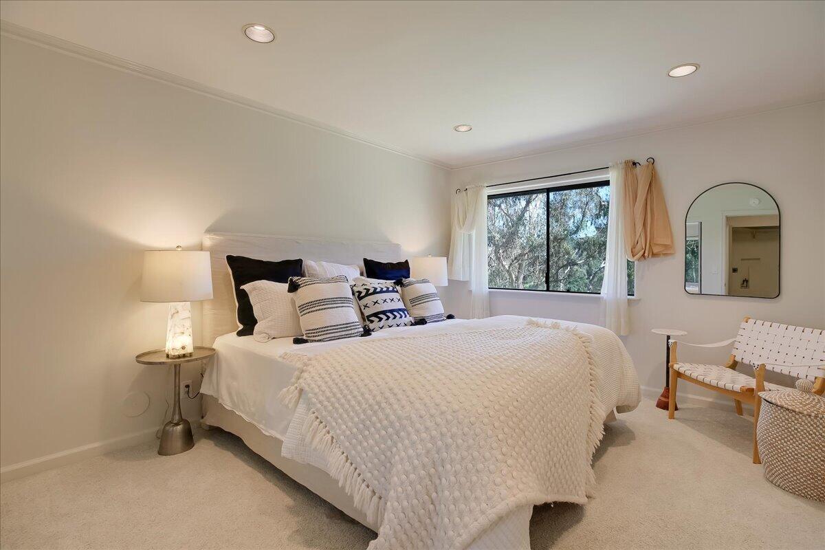 973 Miramonte Drive Unit 4