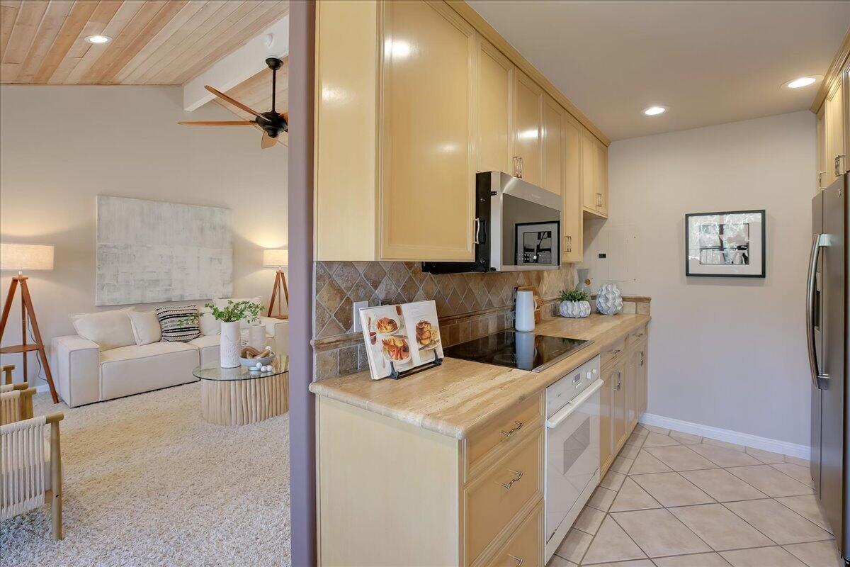 973 Miramonte Drive Unit 4
