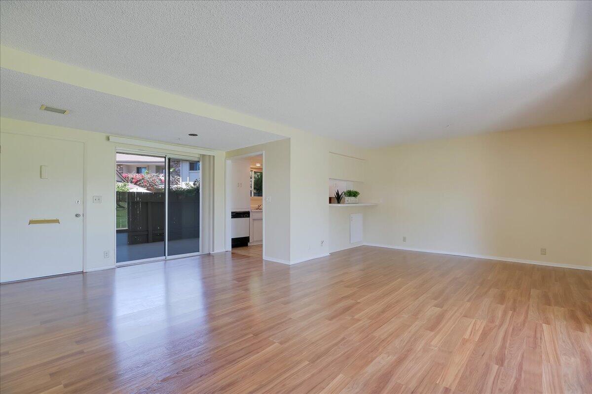 290 N Fairview Avenue Unit 3