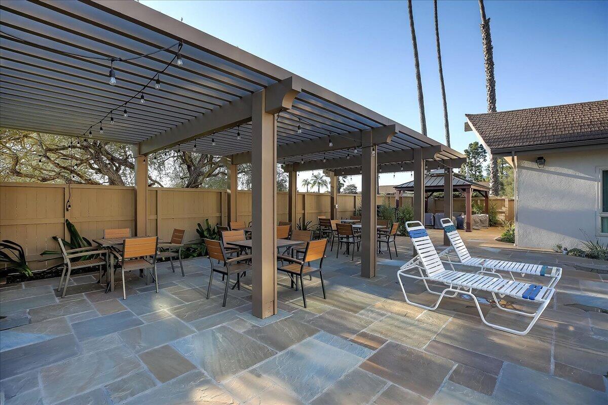 290 N Fairview Avenue Unit 3
