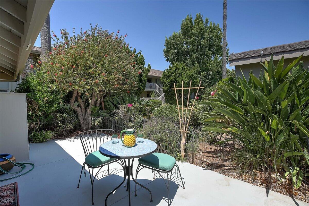 360 Moreton Bay Lane Unit 1