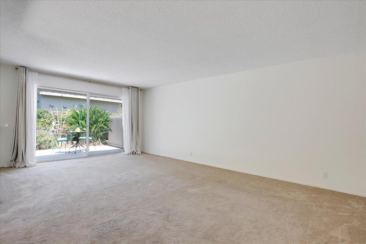 360 Moreton Bay Lane Unit 1