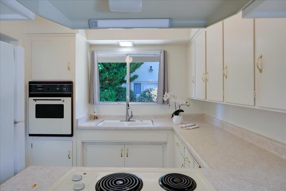 360 Moreton Bay Lane Unit 1