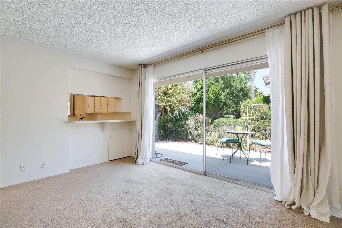 360 Moreton Bay Lane Unit 1
