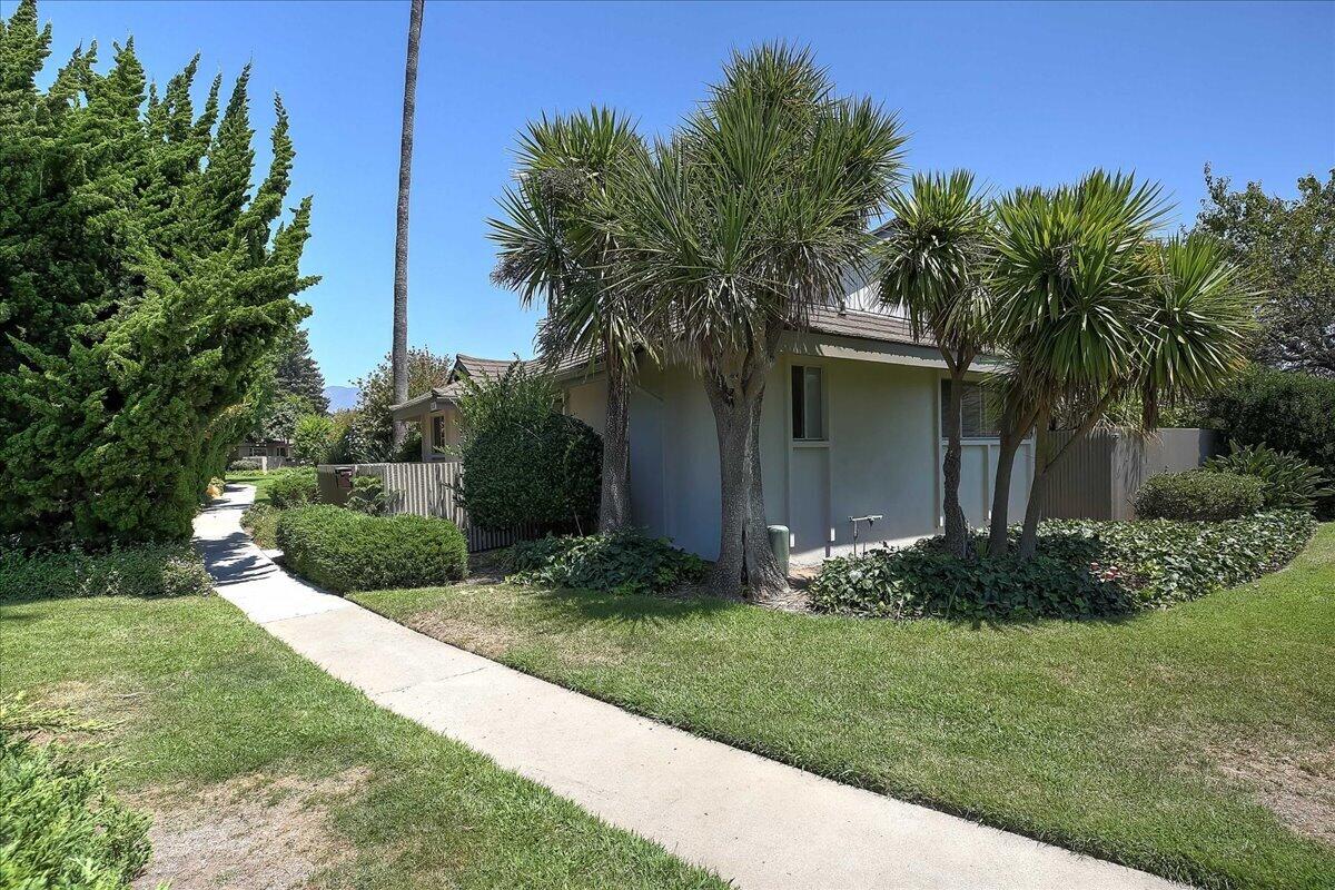 360 Moreton Bay Lane Unit 1