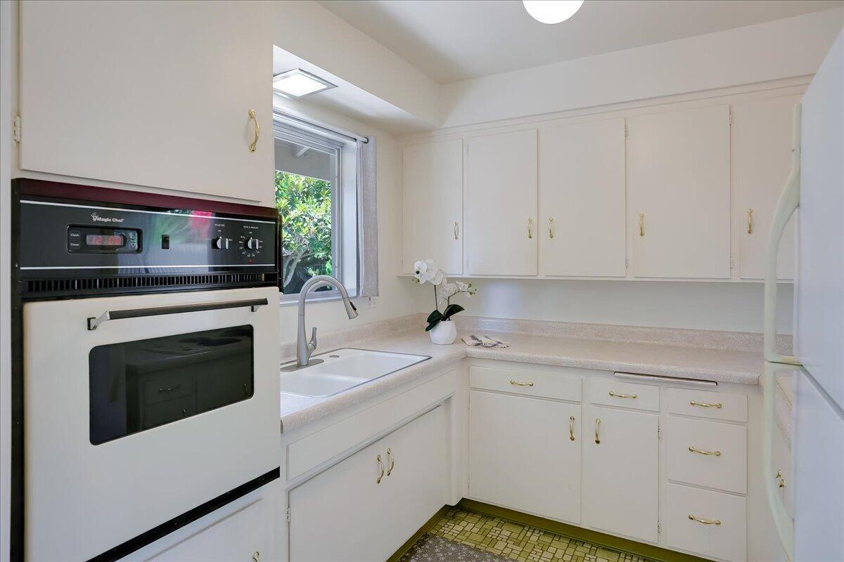 360 Moreton Bay Lane Unit 1