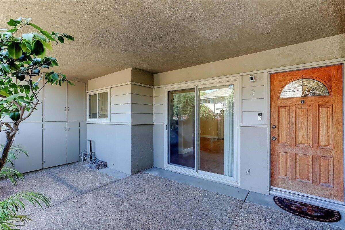 301 Moreton Bay Lane Unit 2