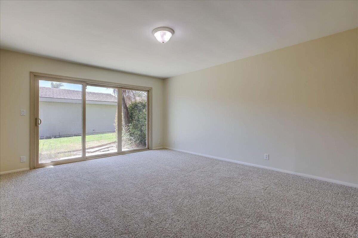 301 Moreton Bay Lane Unit 2