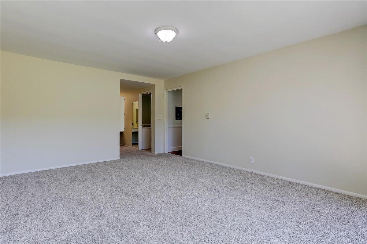 301 Moreton Bay Lane Unit 2