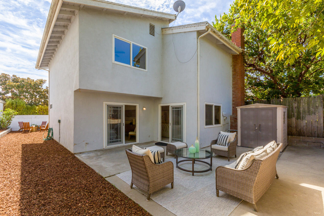 215 Hillview Drive
