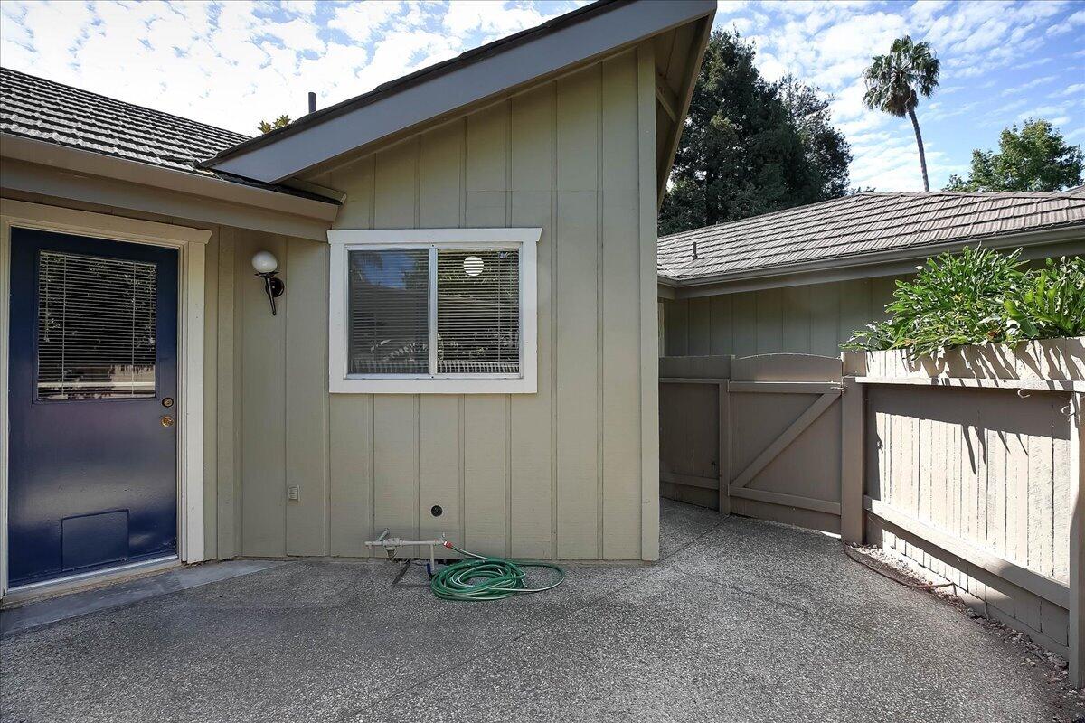 260 N Fairview Avenue Unit 1