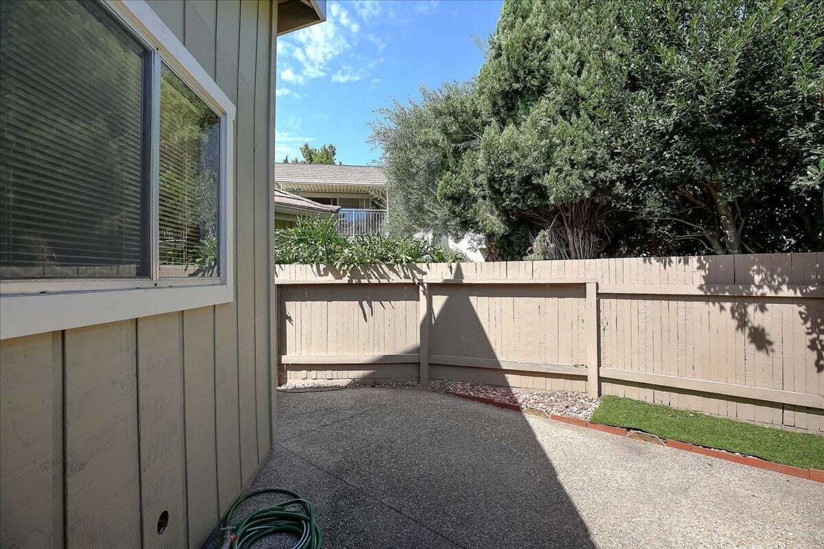260 N Fairview Avenue Unit 1
