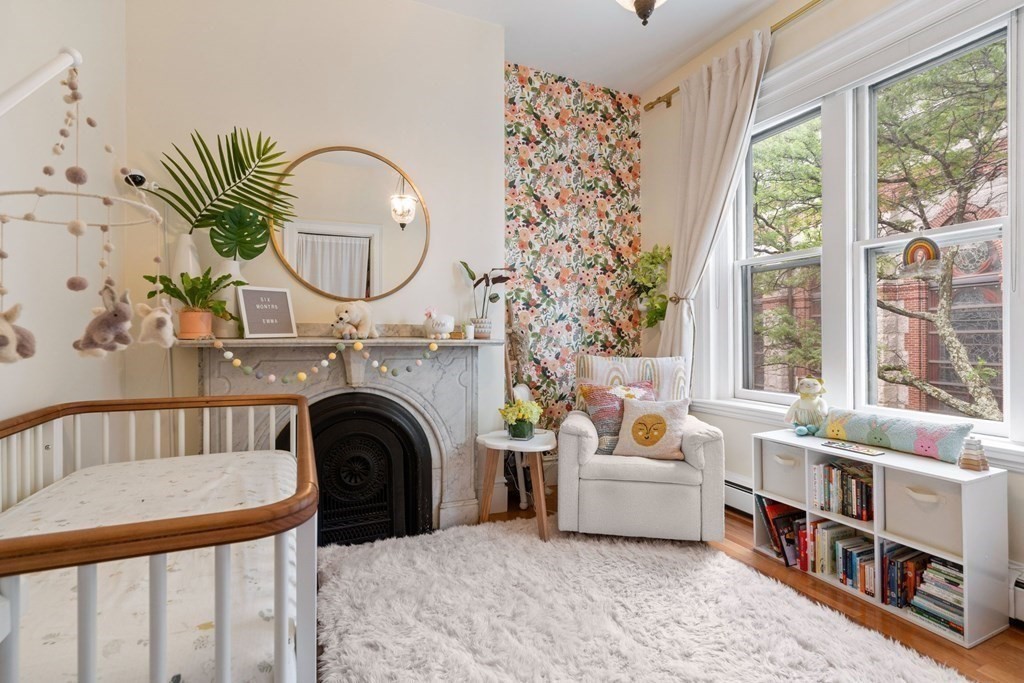 59 Warren Street Unit: 4