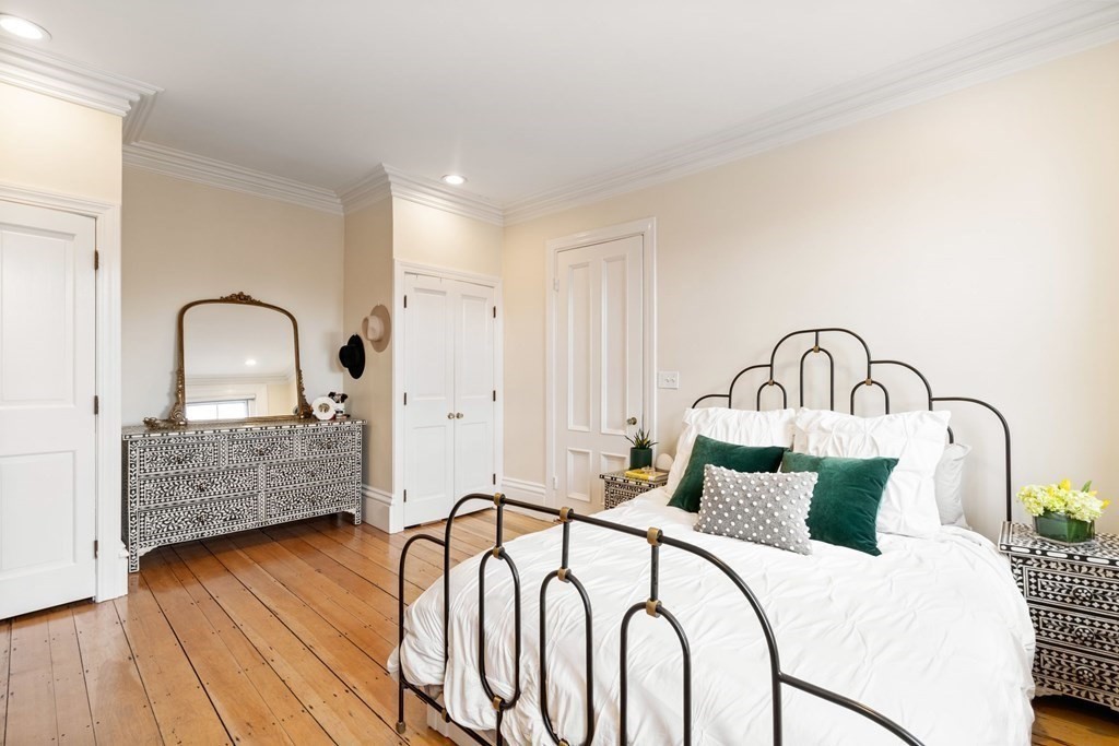59 Warren Street Unit: 4