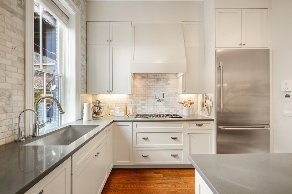9 Columbus Square # 2