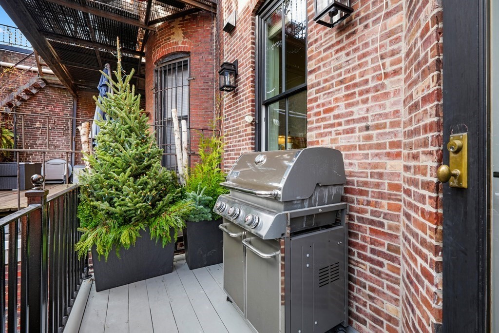 9 Columbus Square # 2