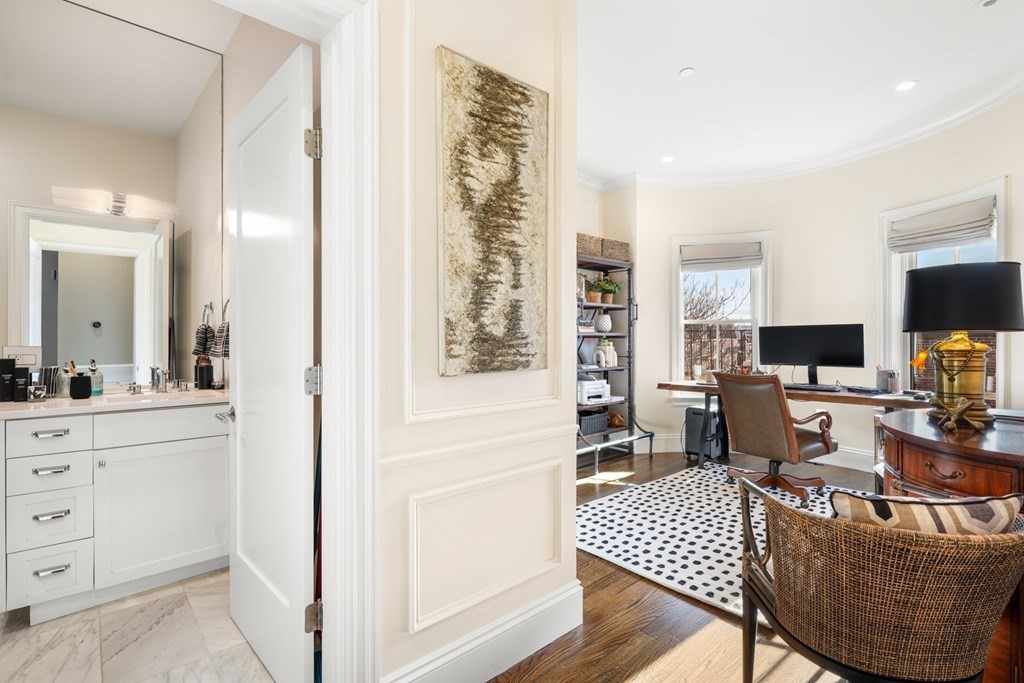 9 Columbus Square # 2