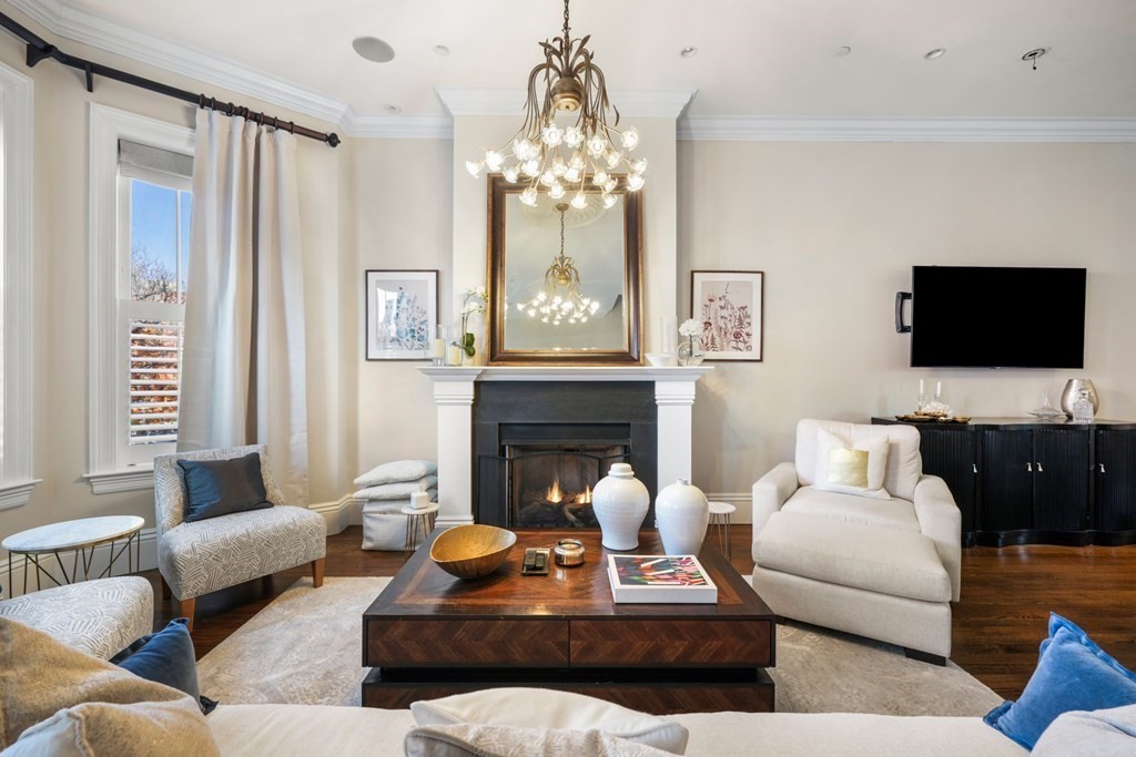 9 Columbus Square # 2
