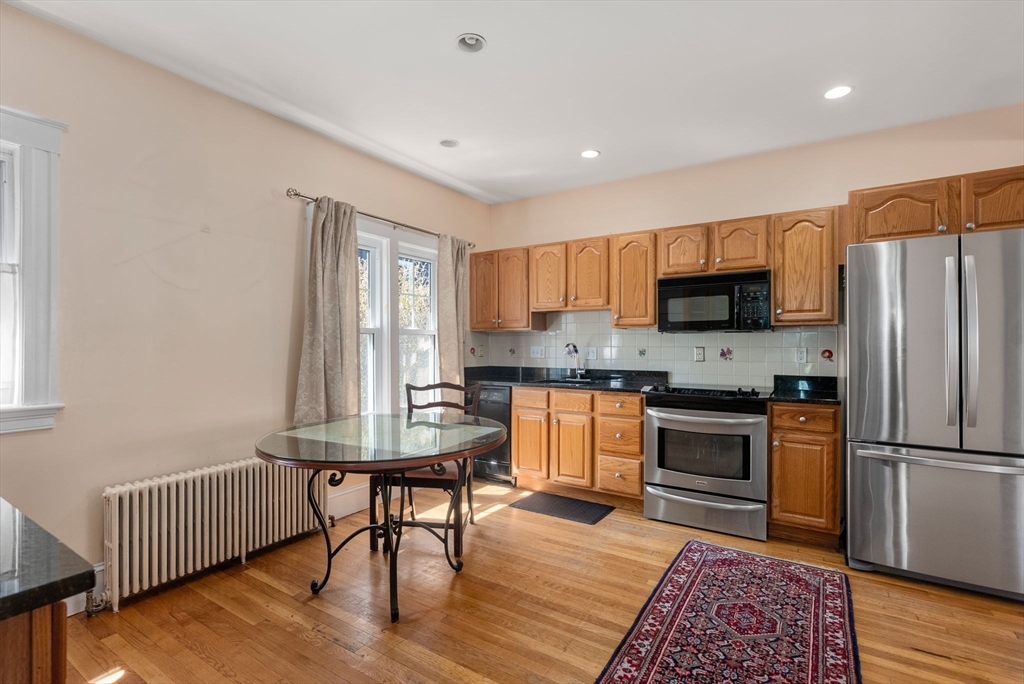 19 Oakland Ave