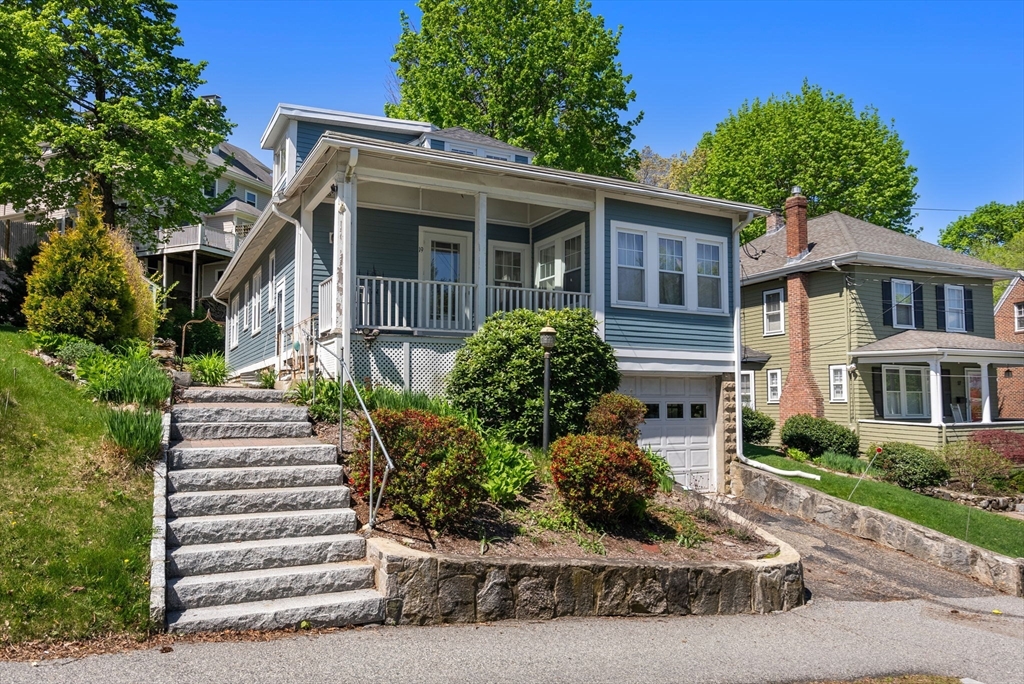 19 Oakland Ave
