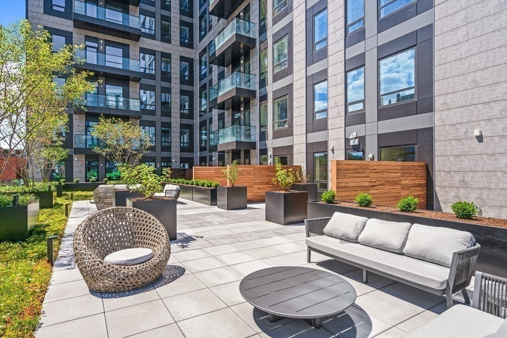100 Shawmut Avenue # 304