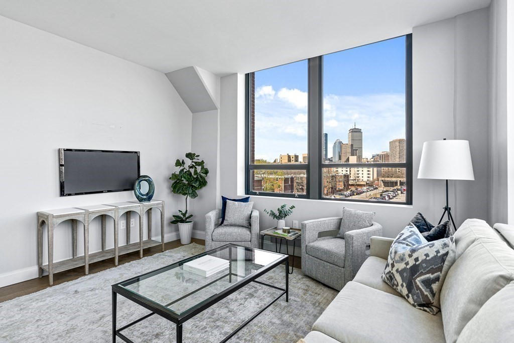 100 Shawmut Avenue # 304